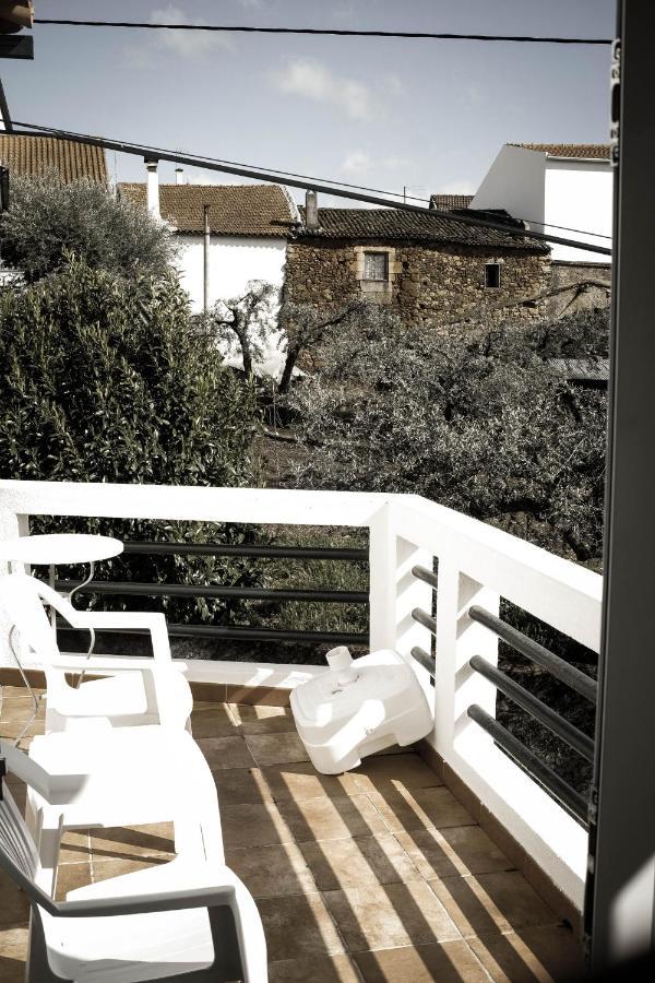 The Bakery Guesthouse Fundão Екстериор снимка